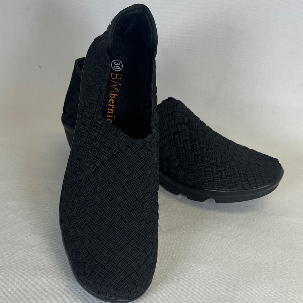 Bernie Mev Gem Women’s Black Woven Elastic Wedge Size 38/ US 7 NWOB